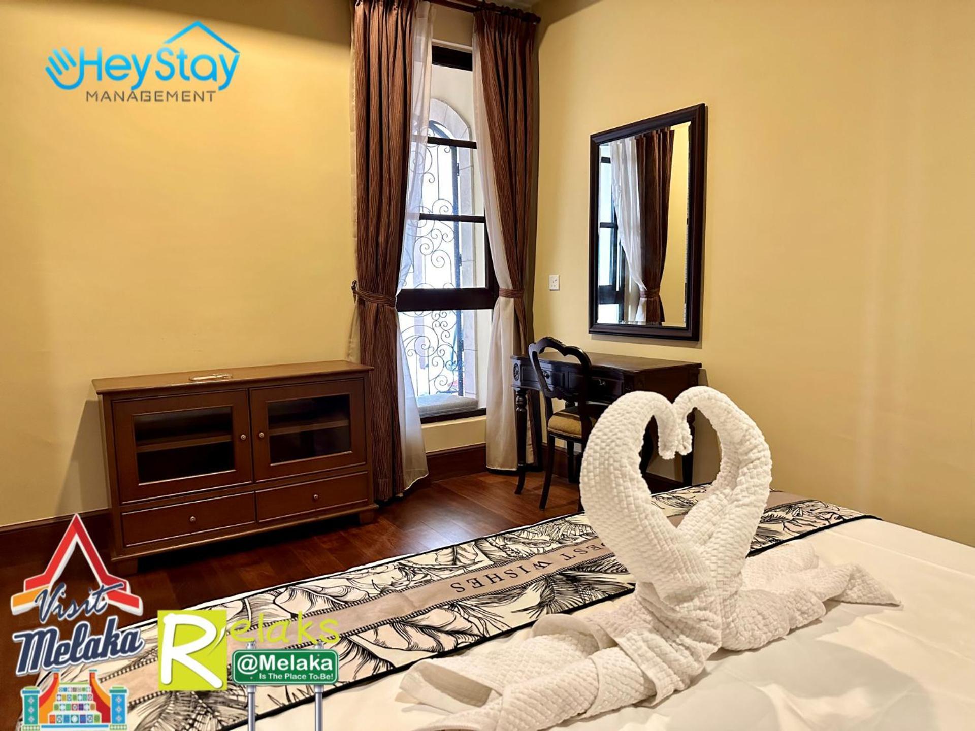 Casaderio Residences Deluxriversuite Walk5minstojonkerst By Heystay Management Apartment *